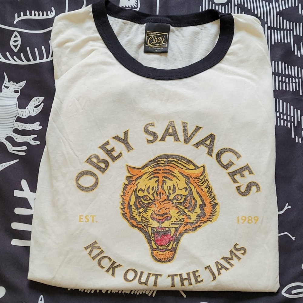 NWT Medium Obey ringer tee